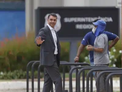 Imagem card com fundo