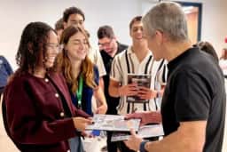 Saint Paul conecta alunos a líderes e mostra o futuro do mercado de trabalho em 2026